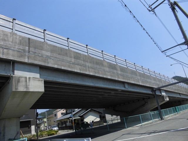 兵庫県　跨線橋