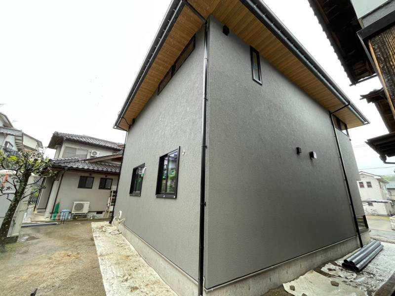 ウルトラジャケット［住宅］